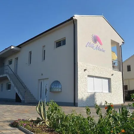 Marina דירה וודיצה